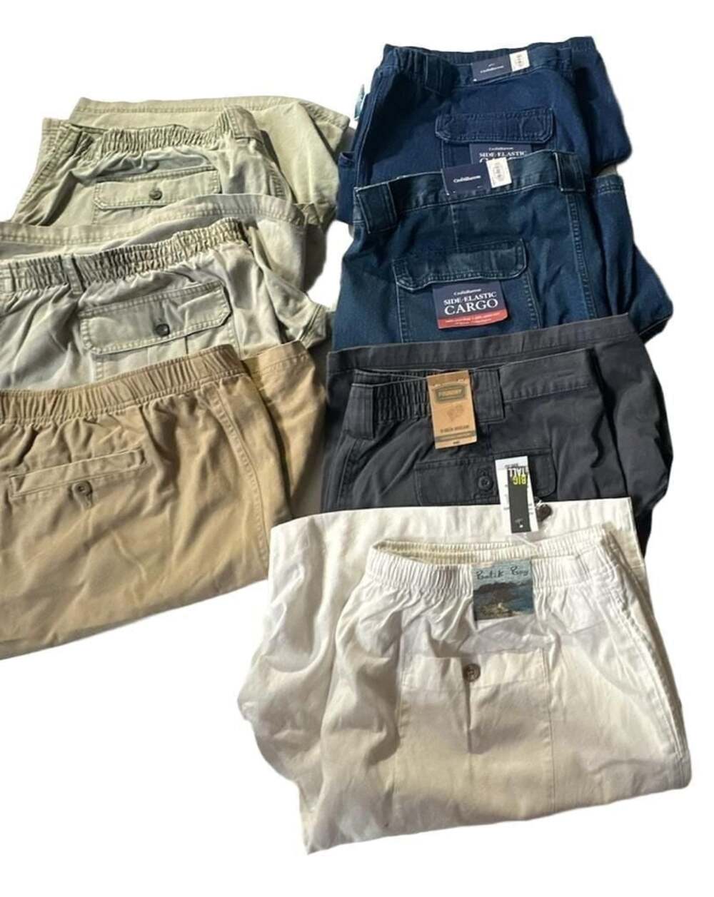Lot (7)of Mens Casual Cargo Shorts Assorted Brands Size 50